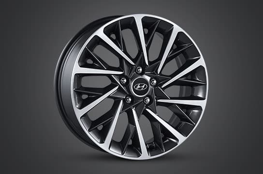 Sonata 18-inch alloy wheel